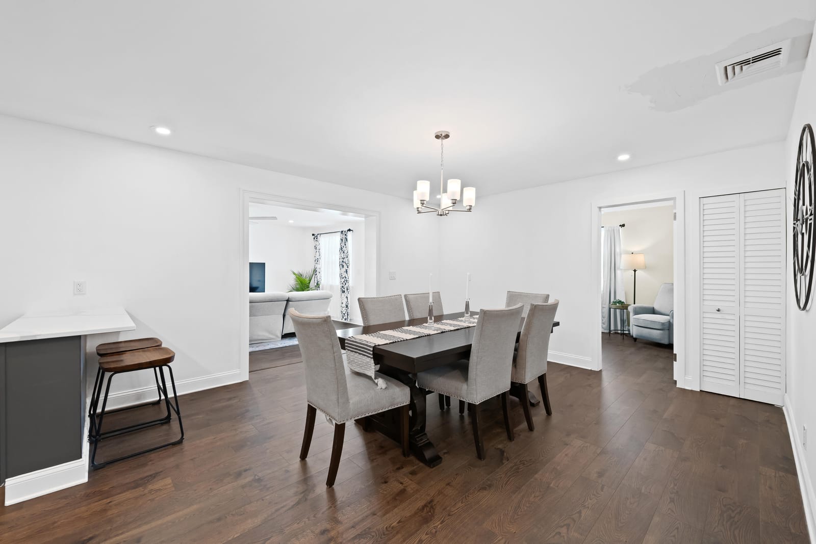 238 SW 10TH Avenue — photo 8