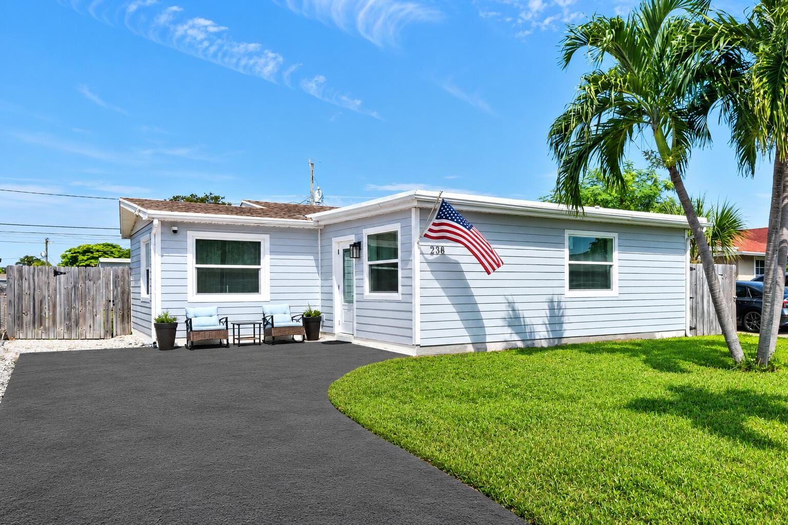 238 SW 10TH Avenue