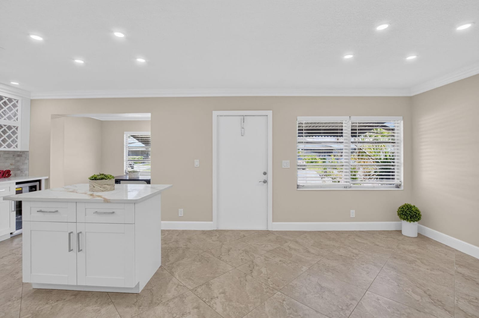 5790 WANDA Lane — photo 3
