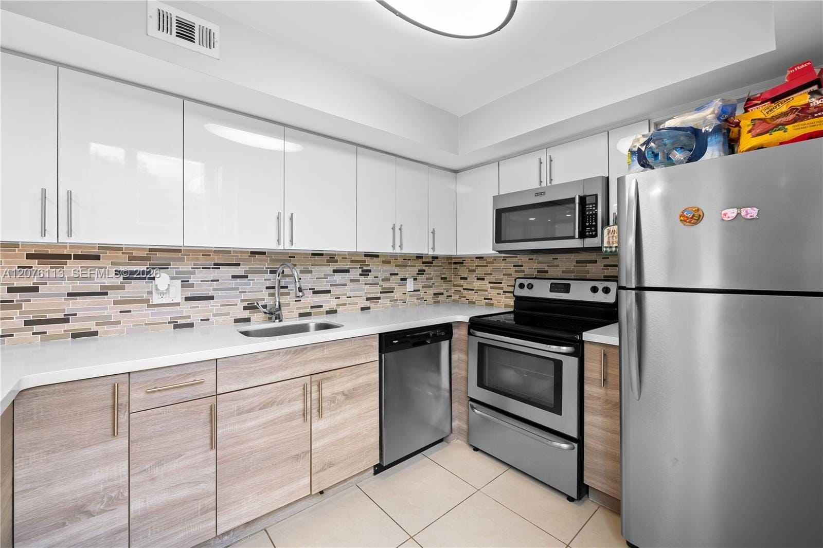 9400 Live Oak Place 305 — photo 5