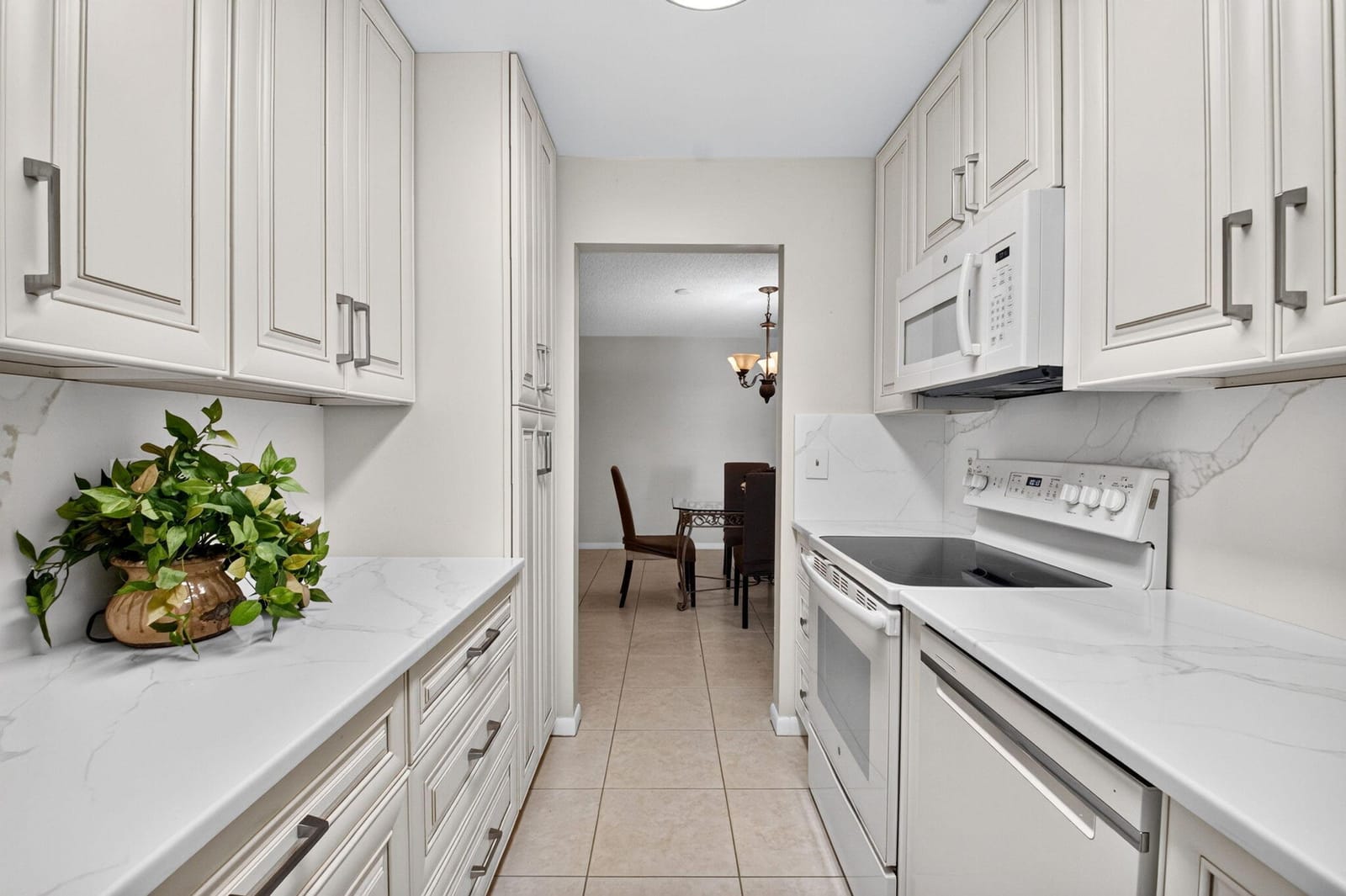 7205 W OAKRIDGE Circle, Lake Worth, FL 33462 photo 14