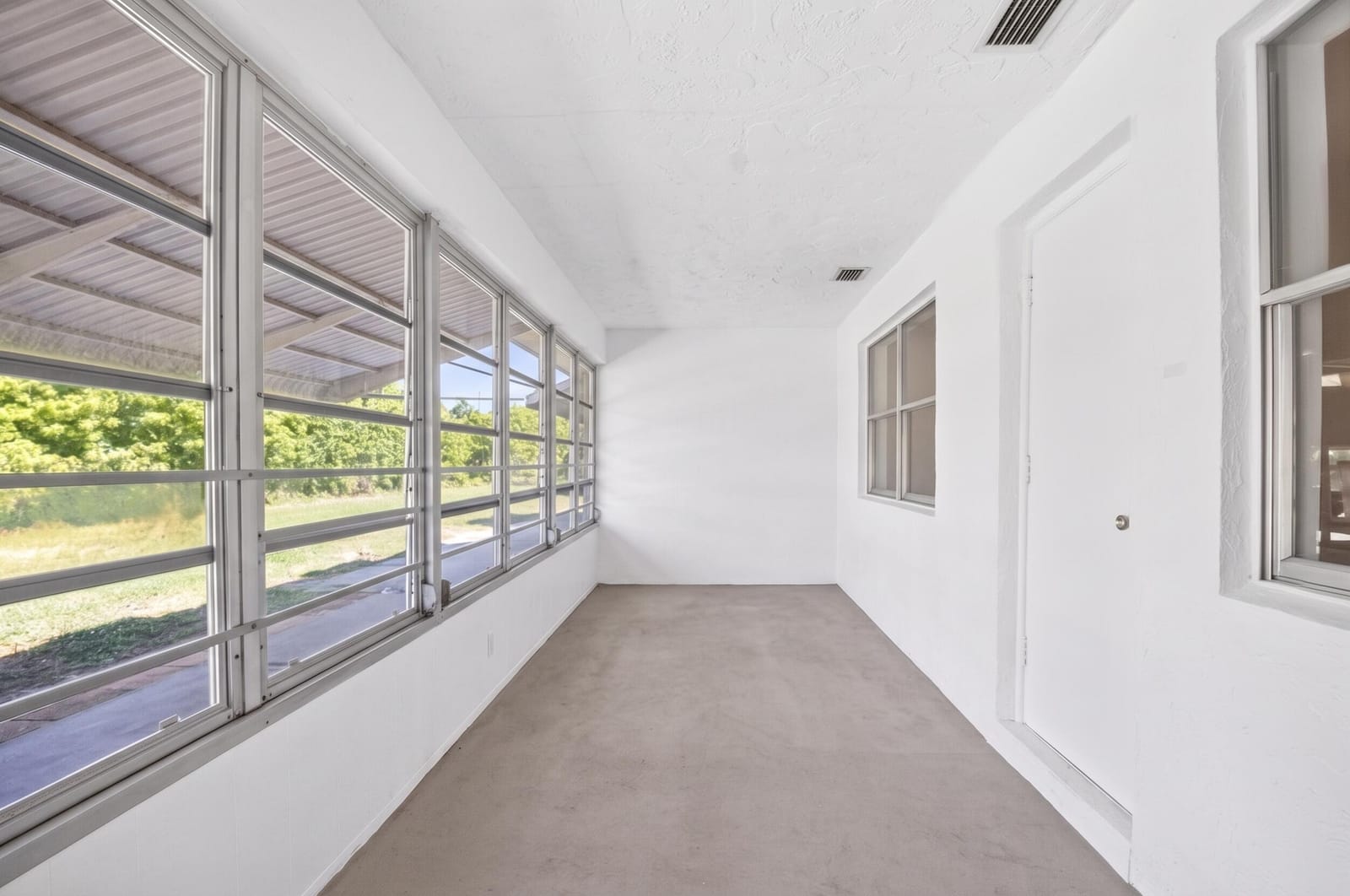 7205 W OAKRIDGE Circle, Lake Worth, FL 33462 photo 21