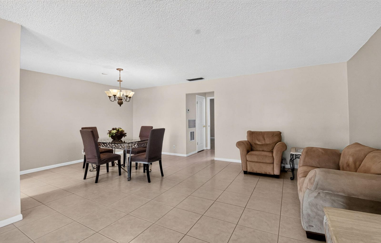 7205 W OAKRIDGE Circle, Lake Worth, FL 33462 photo 6