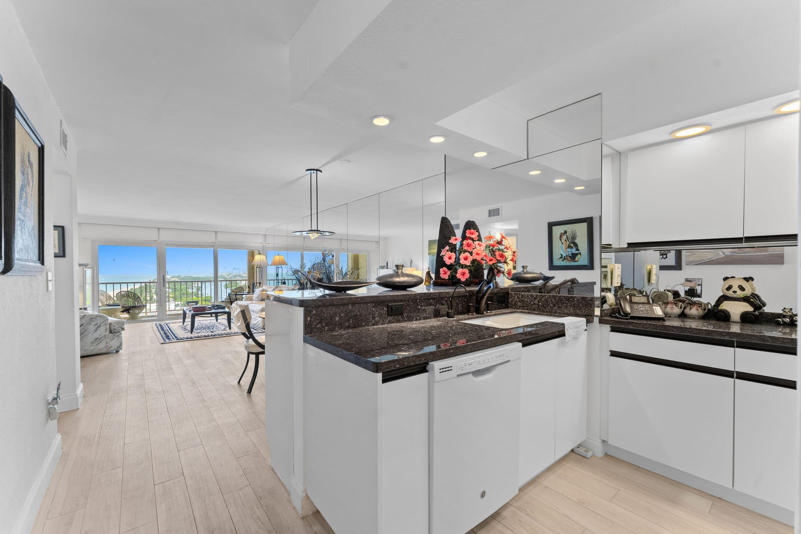 1021 HILLSBORO MILE PH3 — photo 12