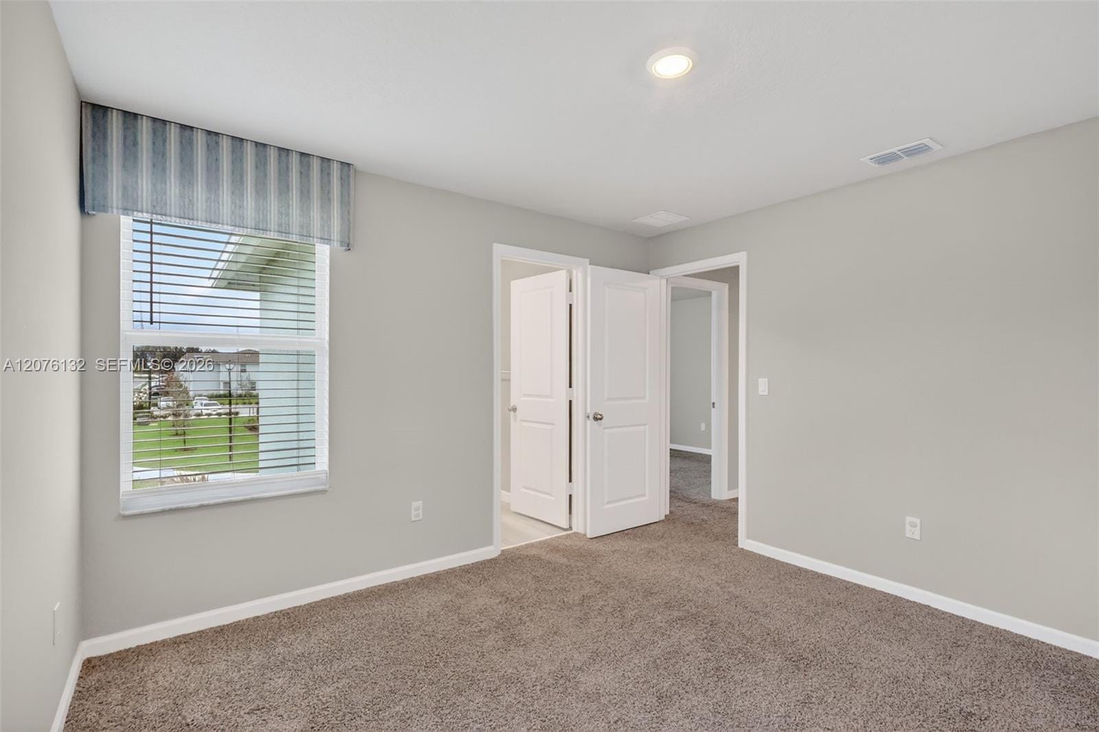 5610 SE Edgewater Circle — photo 7