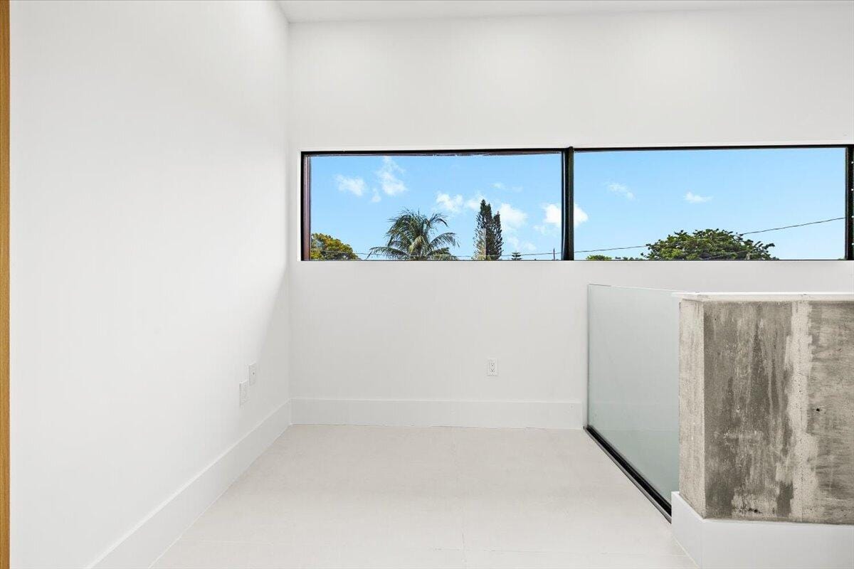 201 NW 14TH Way, Dania Beach, FL 33004 photo 17