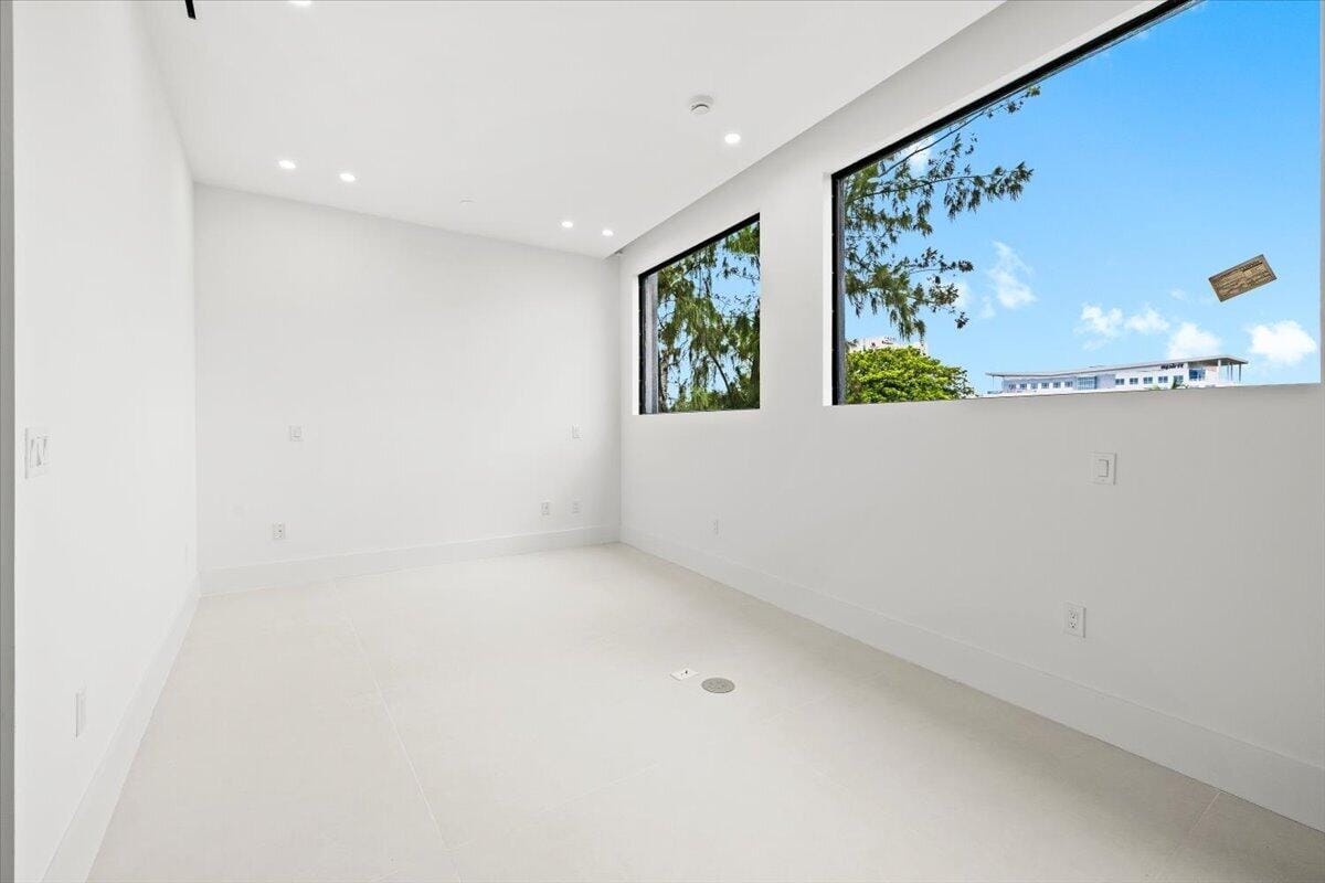 201 NW 14TH Way, Dania Beach, FL 33004 photo 21