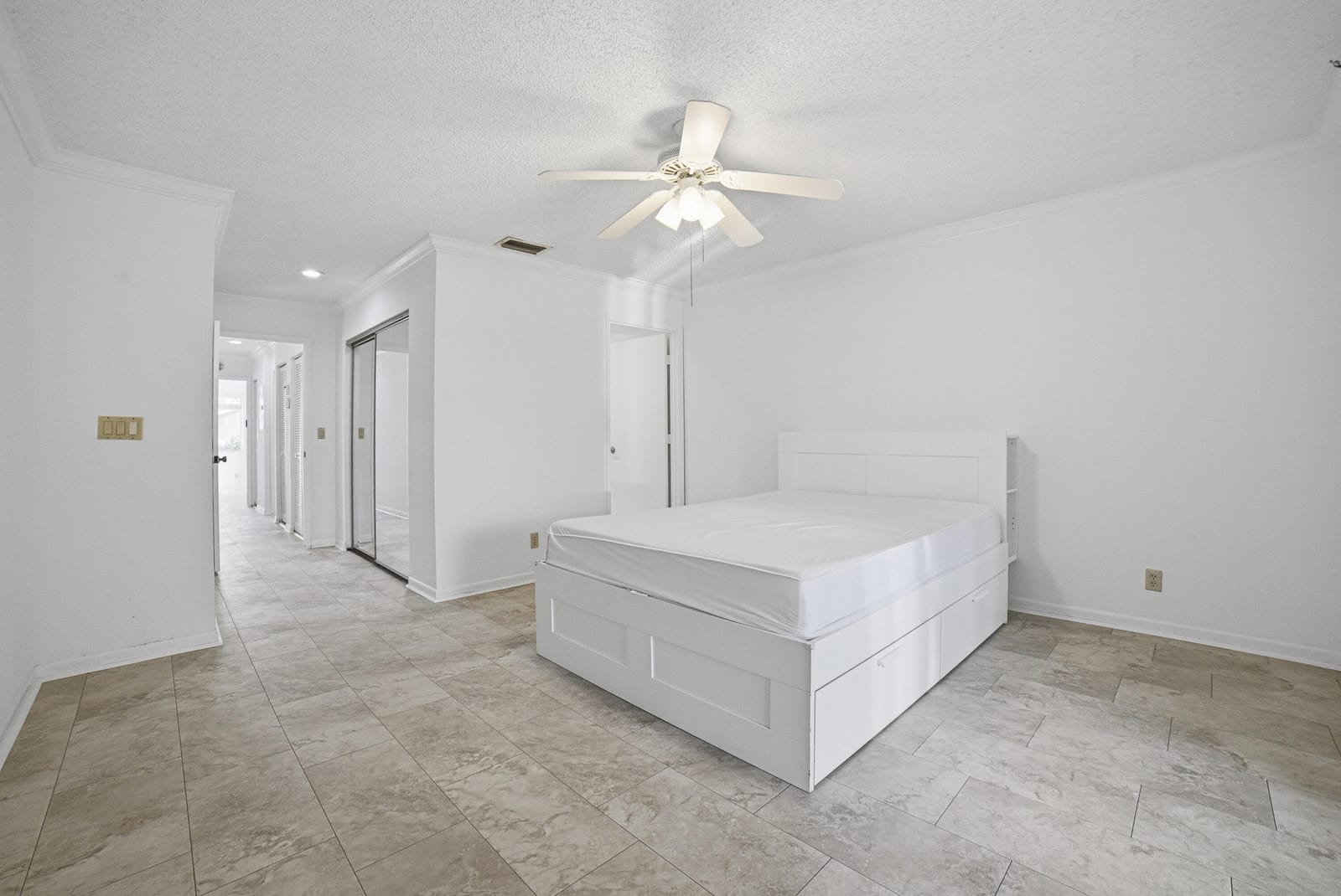 6070 SUNNY MANOR Court, Delray Beach, FL 33484 photo 18