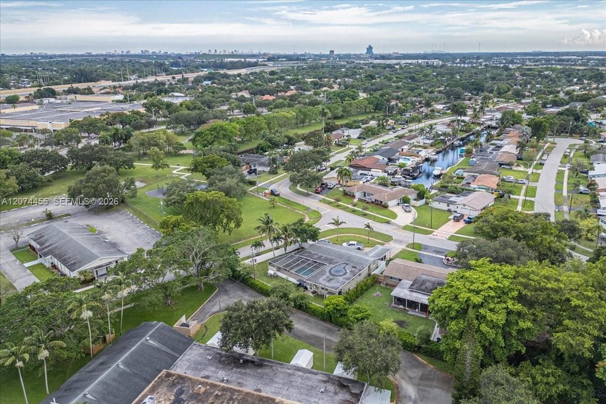 5561 SW 13th Street, Plantation, FL 33317 photo 12