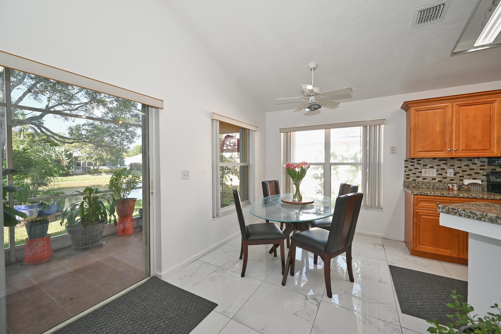 2505 EGRET LAKE Drive — photo 2
