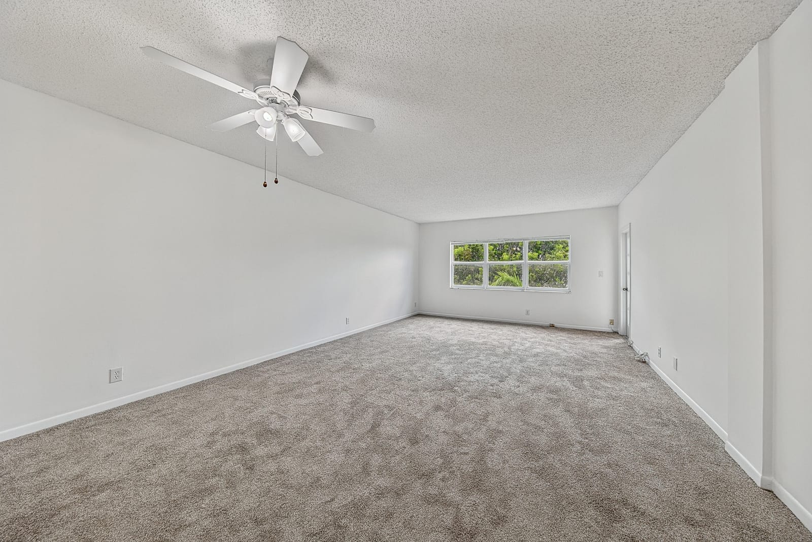 6731 Cypress Road Unit 402, Plantation, FL 33317 photo 2