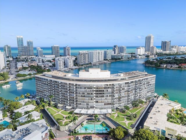 900 SW Bay Drive 617 & DS31, Miami Beach, FL 33141