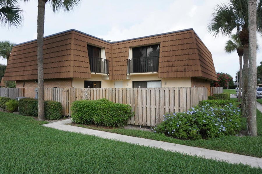 102 Heritage Way, West Palm Beach, FL 33407 photo 1