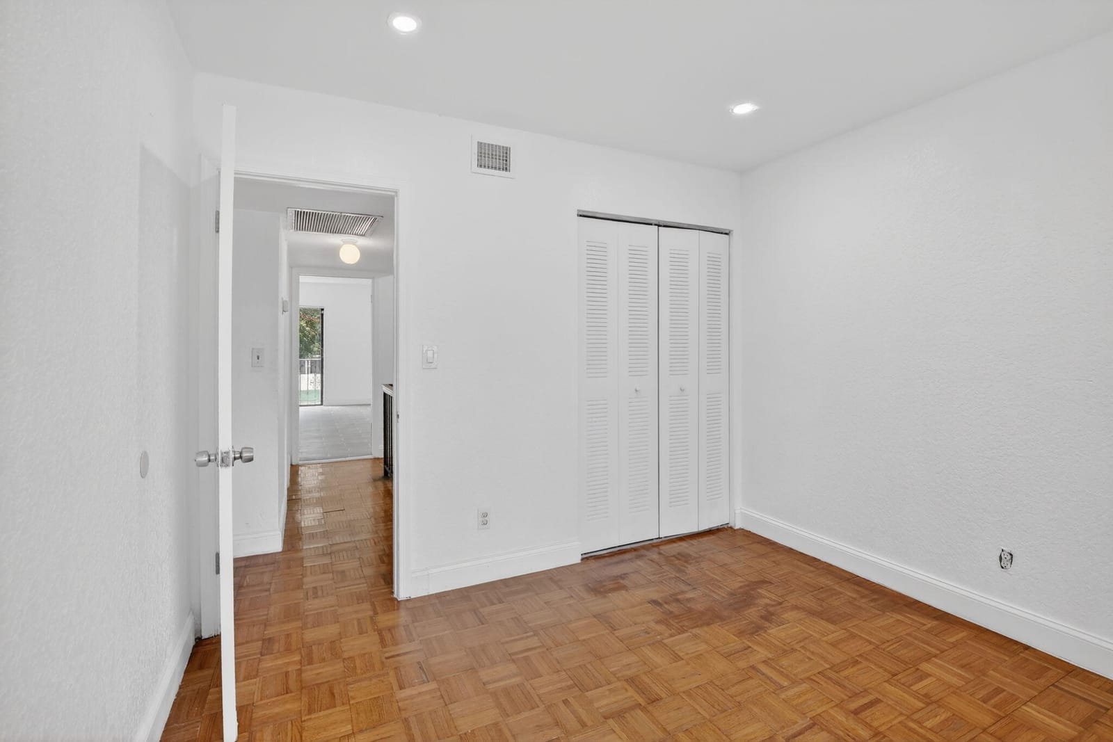 11556 NW 1ST Street, Plantation, FL 33325 photo 23