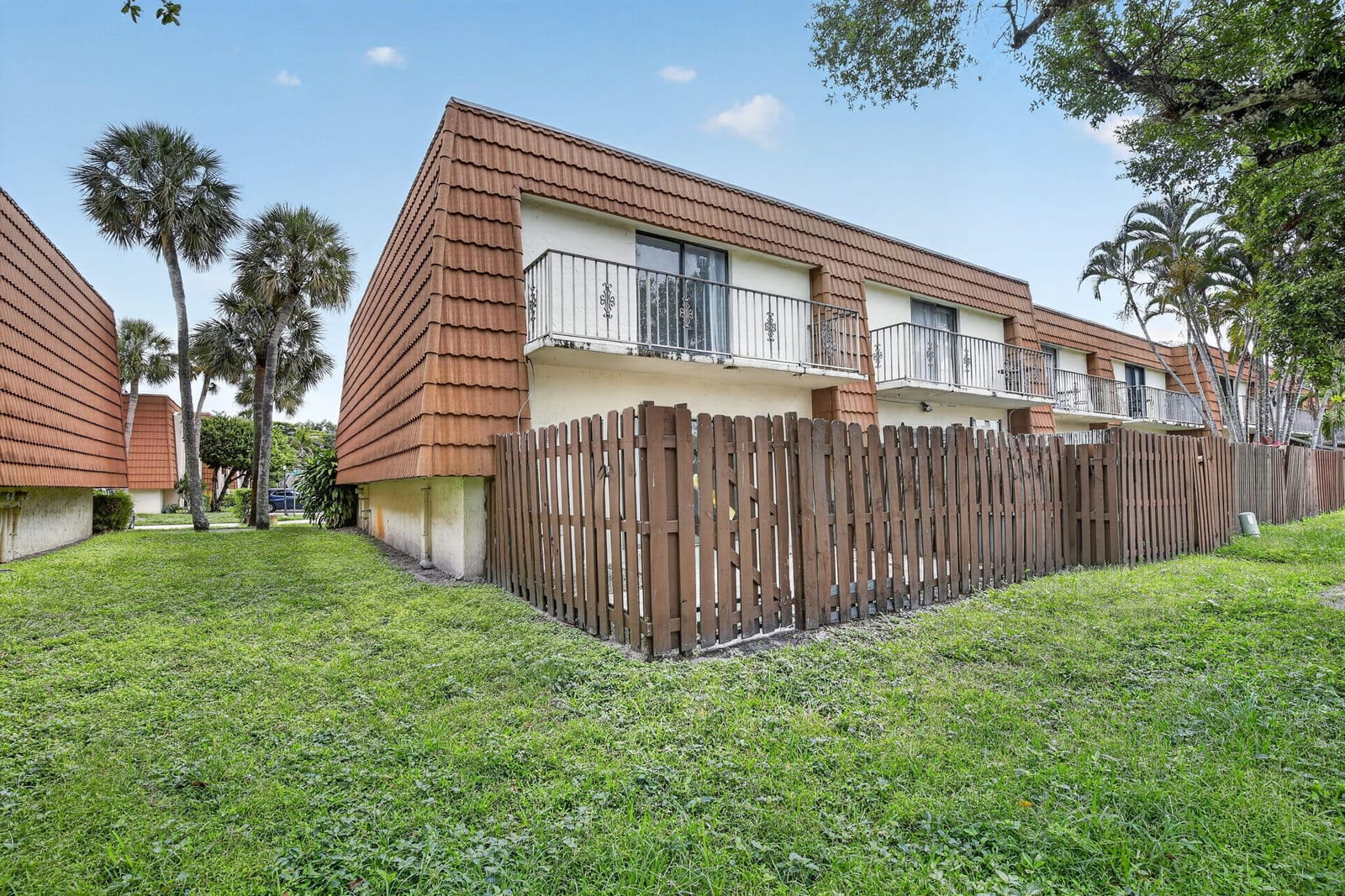 11556 NW 1ST Street, Plantation, FL 33325 photo 27