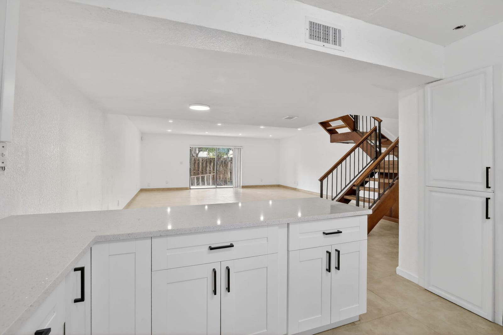 11556 NW 1ST Street, Plantation, FL 33325 photo 10