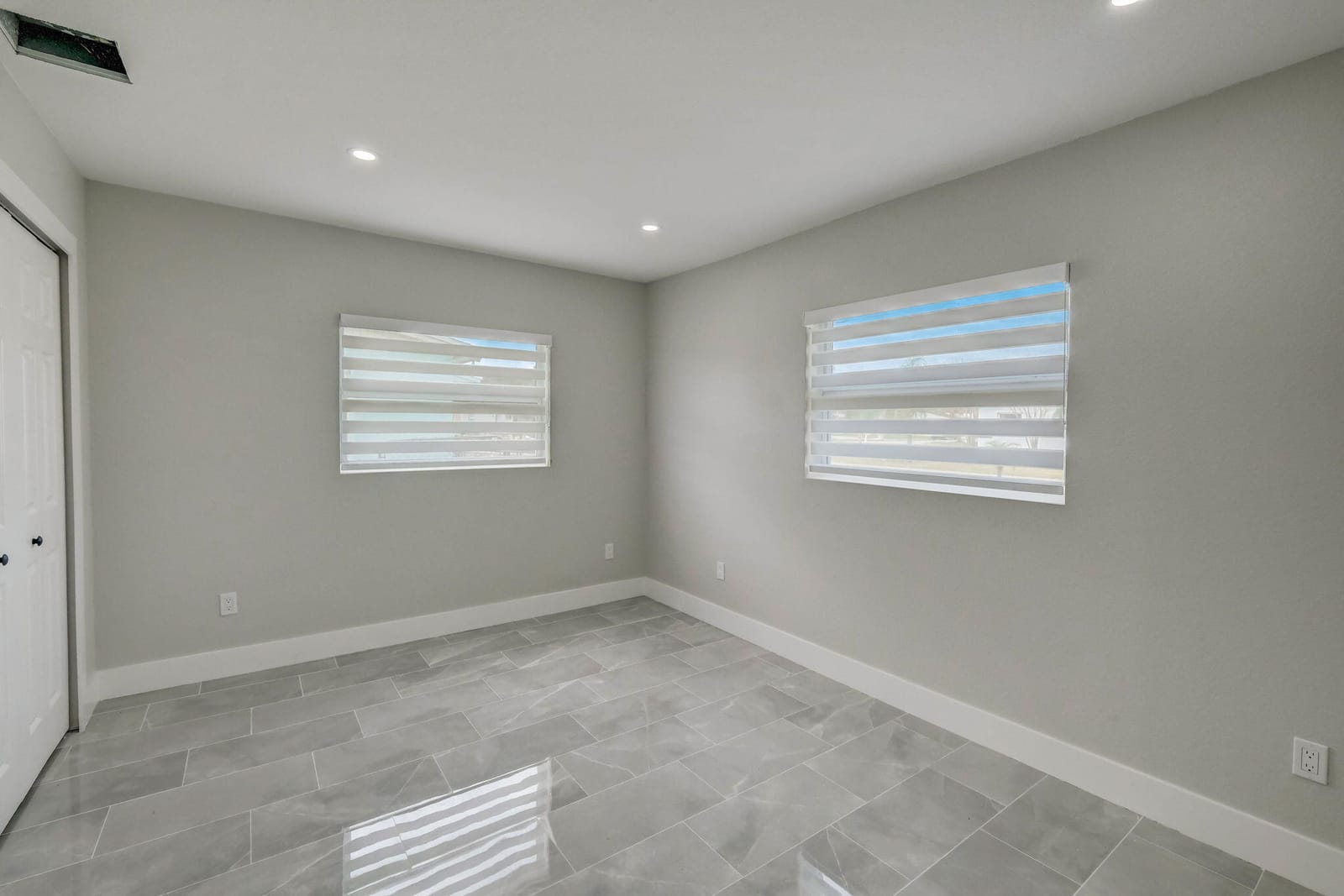520 SW 13TH Place, Deerfield Beach, FL 33441 photo 5
