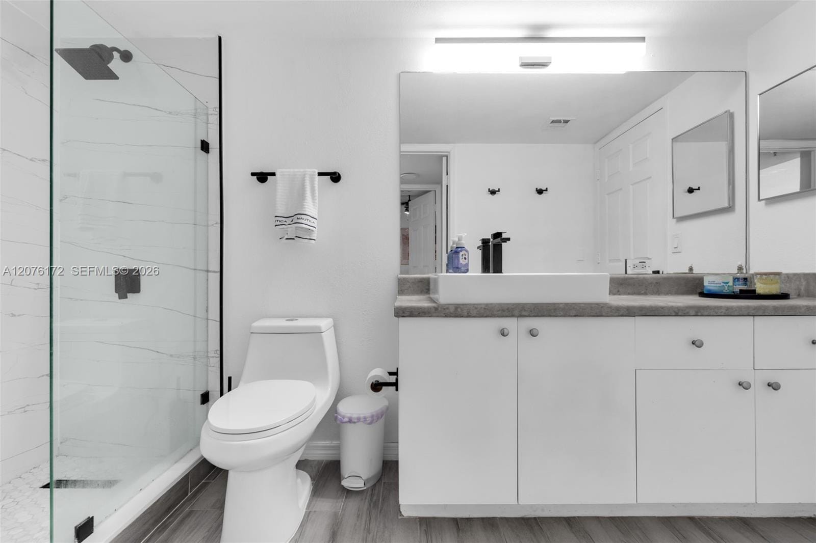 2457 Centergate Drive 306 — photo 9
