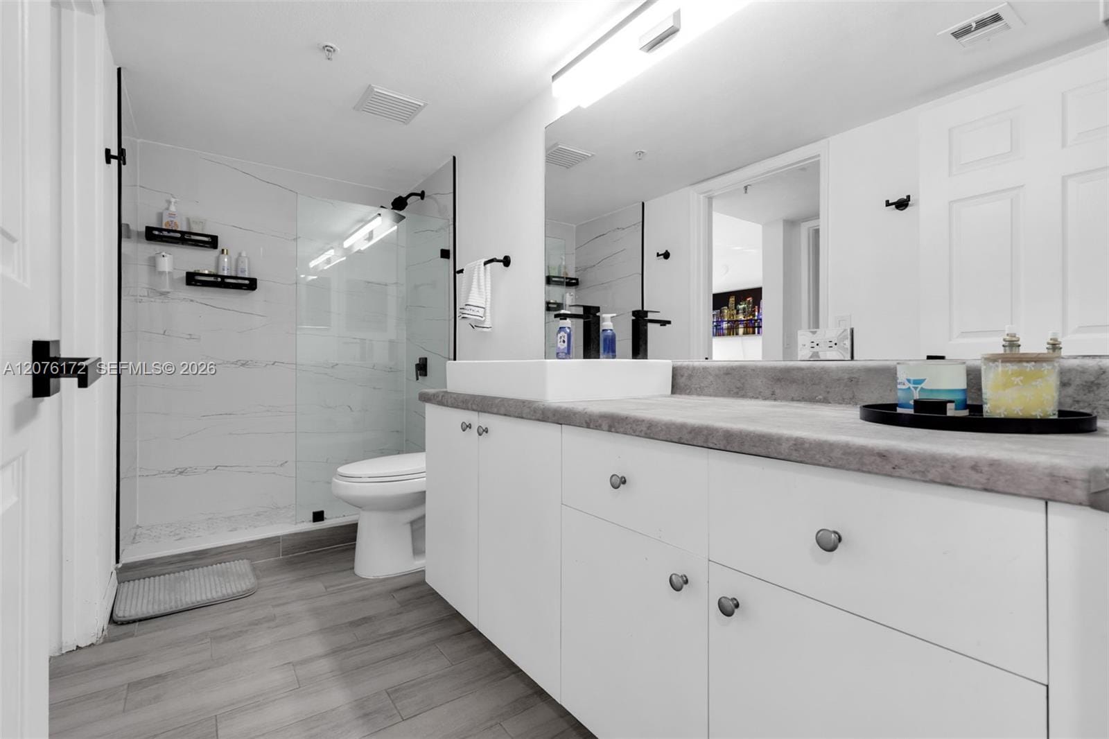 2457 Centergate Drive 306 — photo 10