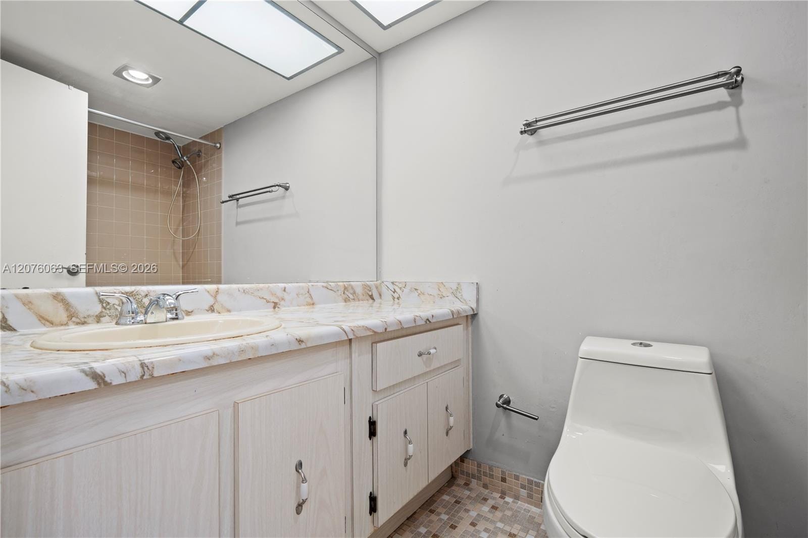 301 174th Street 901, Sunny Isles Beach, FL 33160 photo 27