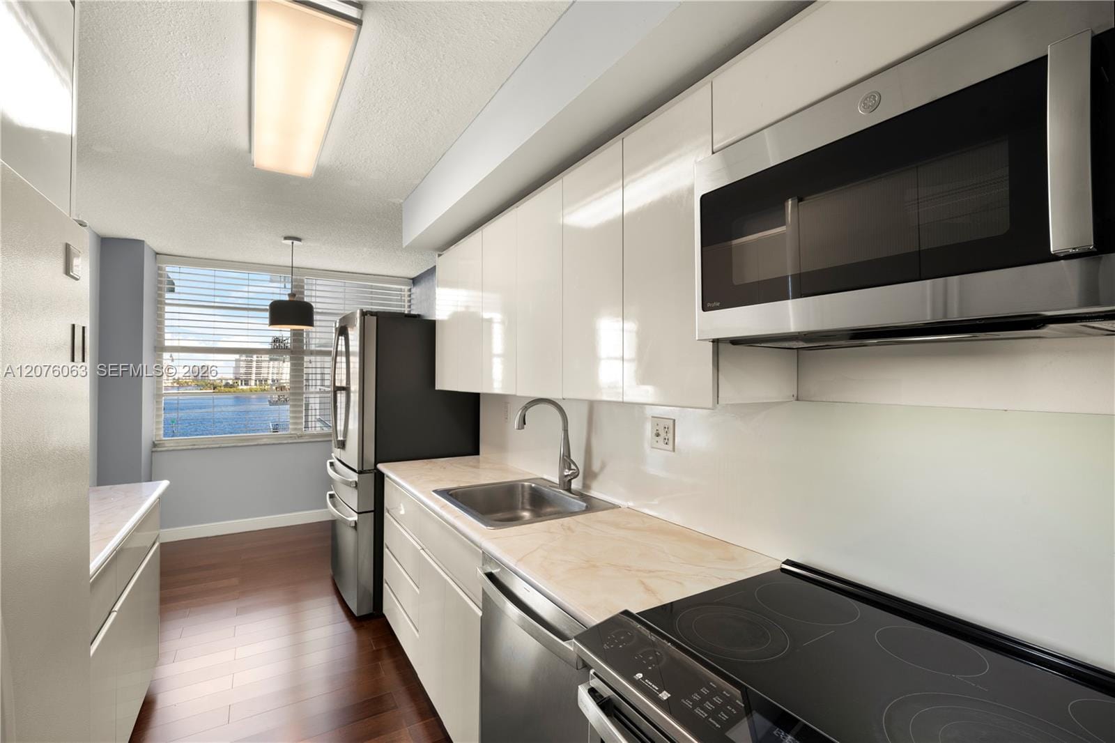 301 174th Street 901, Sunny Isles Beach, FL 33160 photo 7
