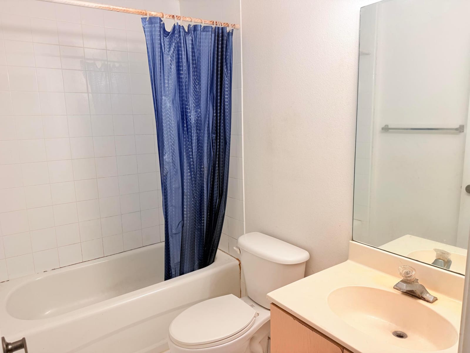 3505 Briar Bay Boulevard Apt 206 — photo 12
