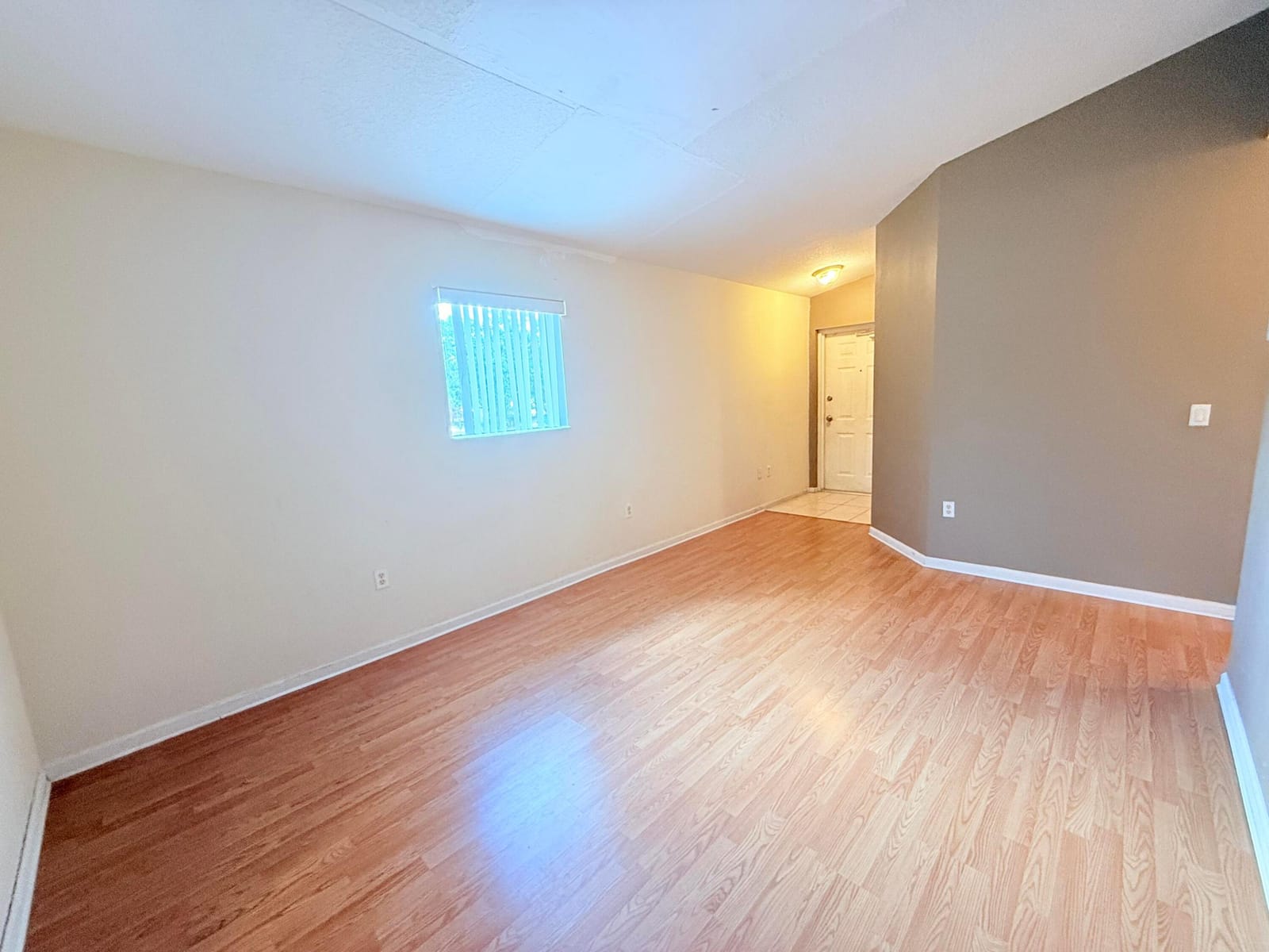 3505 Briar Bay Boulevard Apt 206 — photo 8