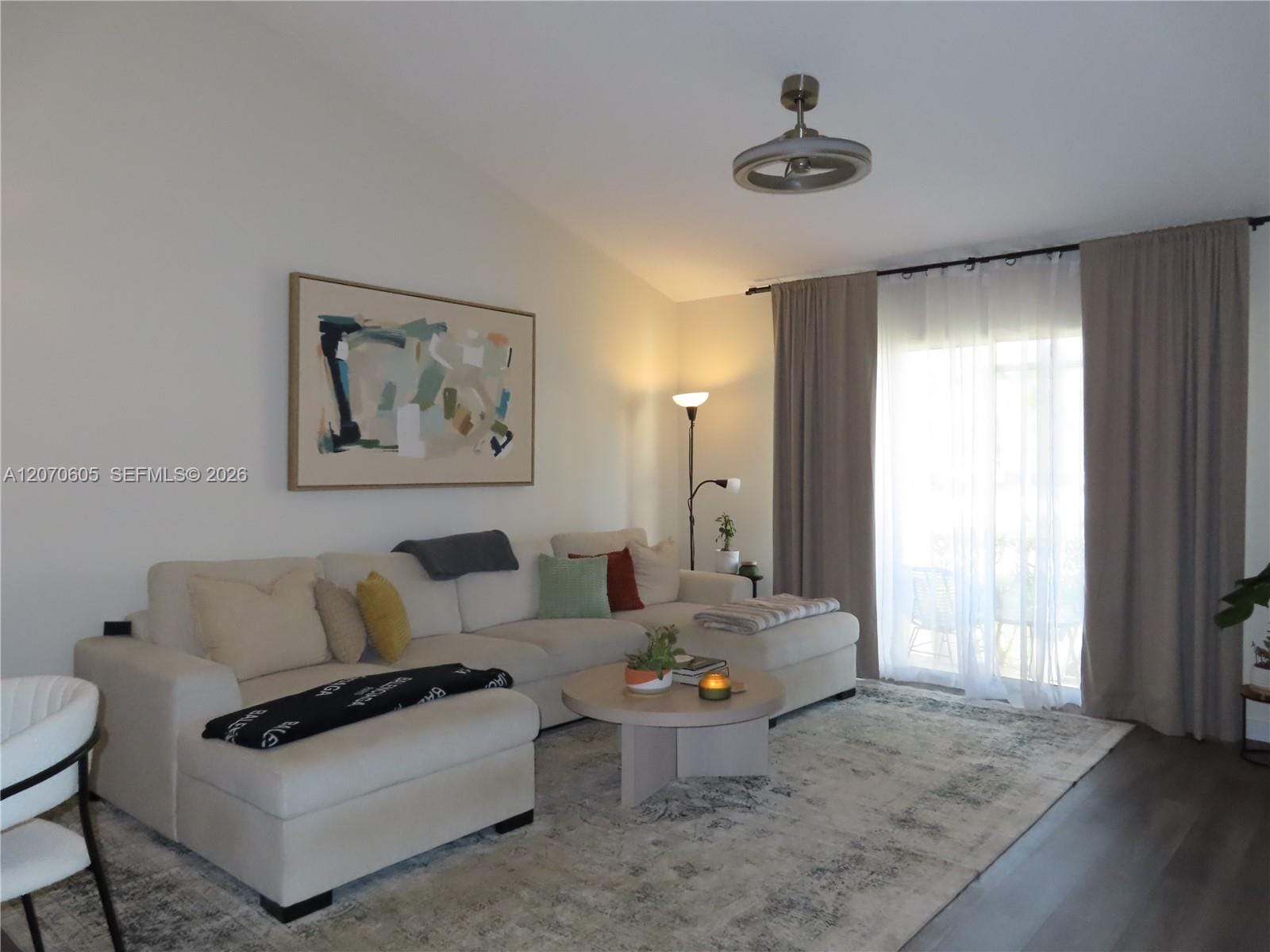 4001 NW 90th Avenue 4001 — photo 2