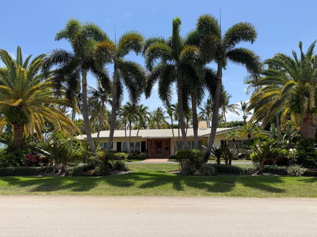 300 NW 12th Street, Delray Beach, FL 33444