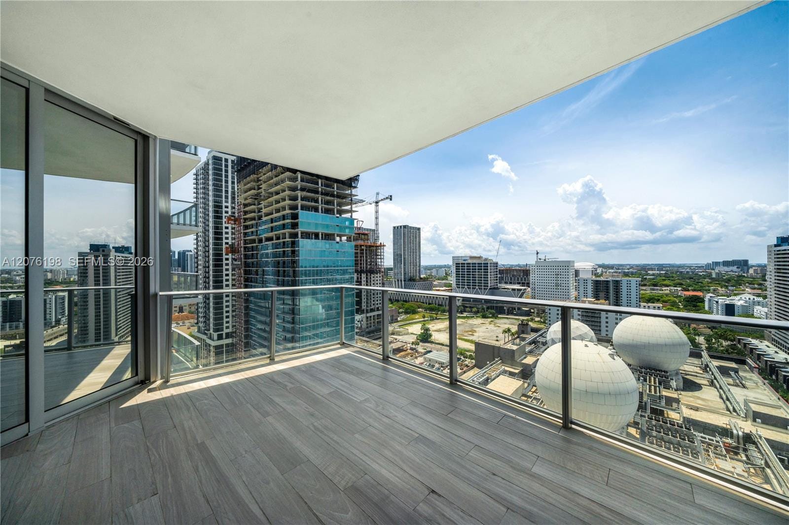 851 NE 1st Avenue 2106, Miami, FL 33132 photo 28