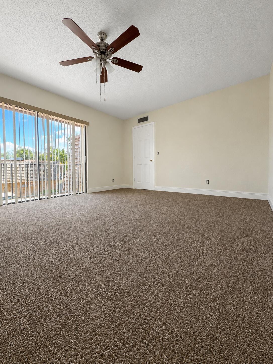 256 Lake Arbor Drive, Palm Springs, FL 33461 photo 14