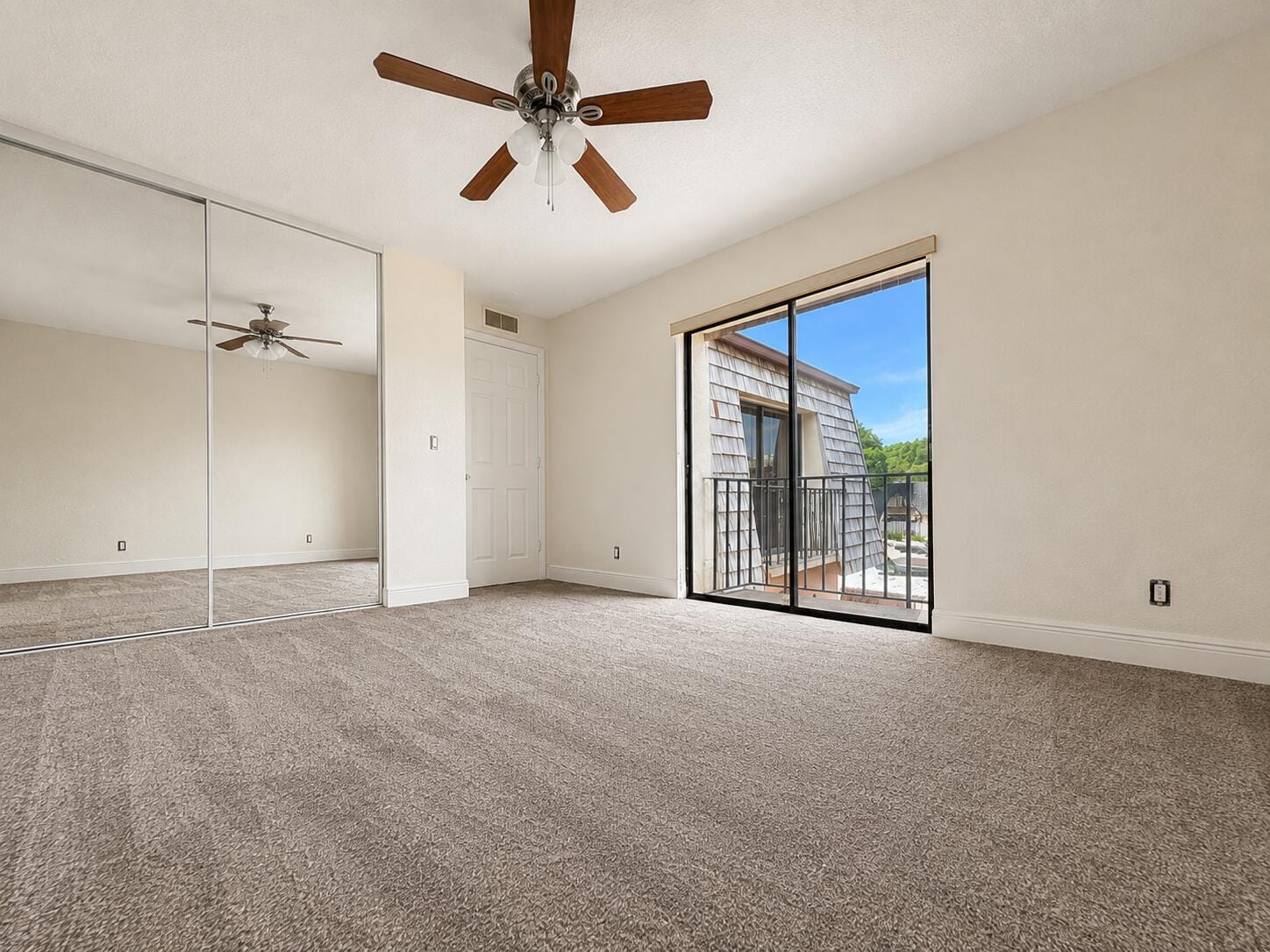 256 Lake Arbor Drive, Palm Springs, FL 33461 photo 15