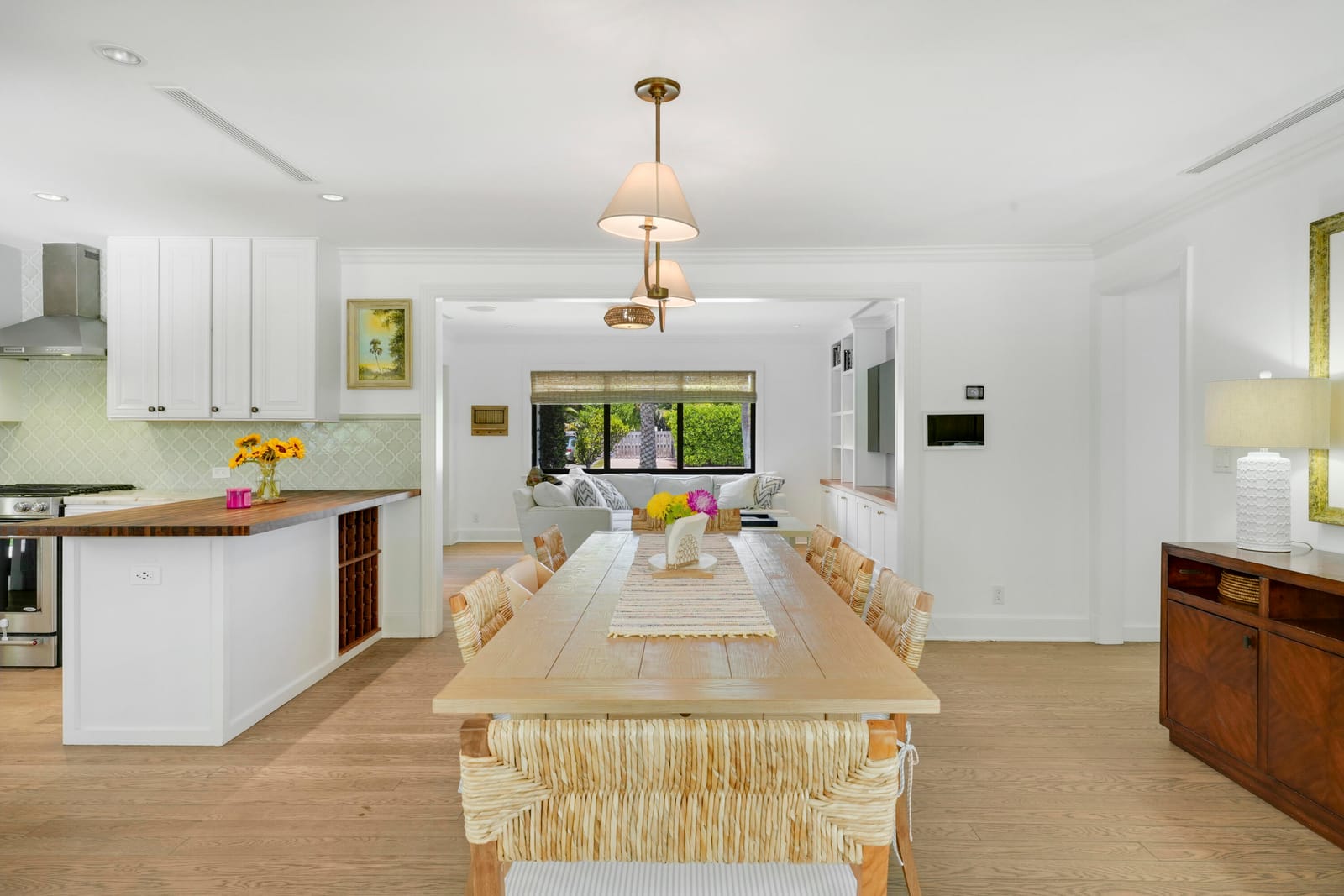 704 PELICAN Way — photo 4
