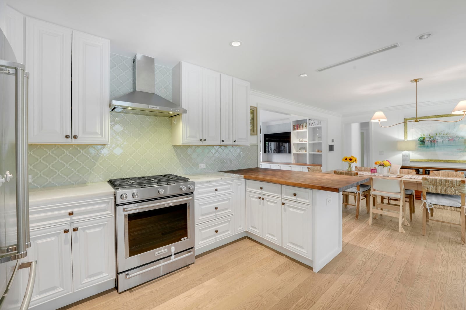 704 PELICAN Way — photo 8