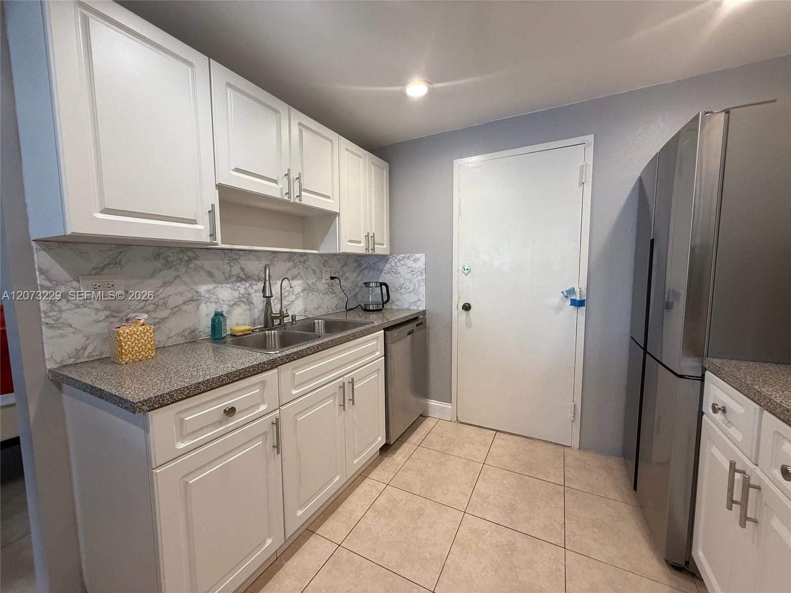 800 NE 195th Street 211, Miami, FL 33179 photo 2
