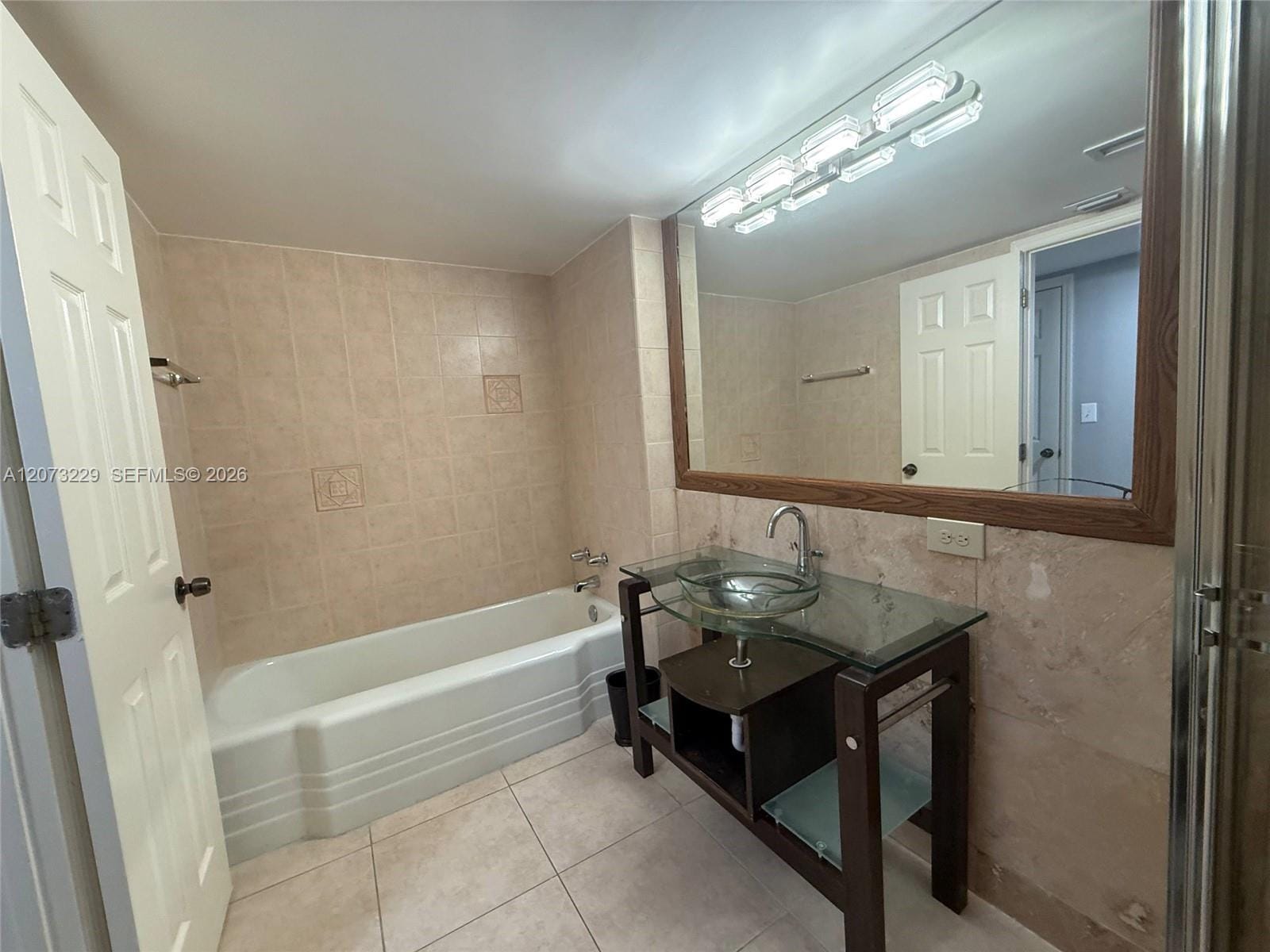 800 NE 195th Street 211, Miami, FL 33179 photo 18