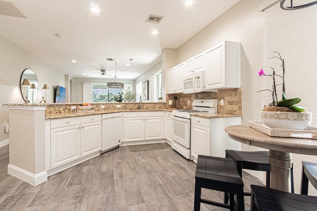 10545 Avila Circle, Fort Myers, FL 33913 photo 15