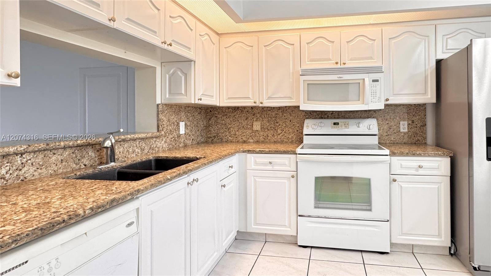 1400 SW 131st Way 305Q — photo 4