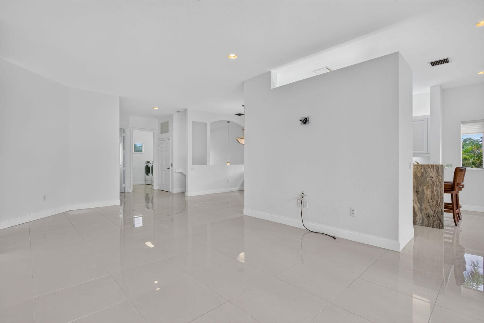 7940 Exeter Circle E 201, Tamarac, FL 33321 photo 13