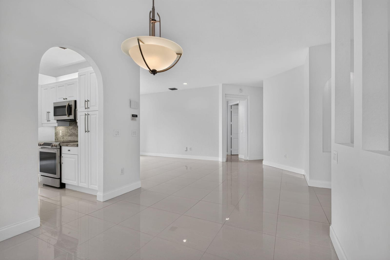 7940 Exeter Circle E 201 — photo 10