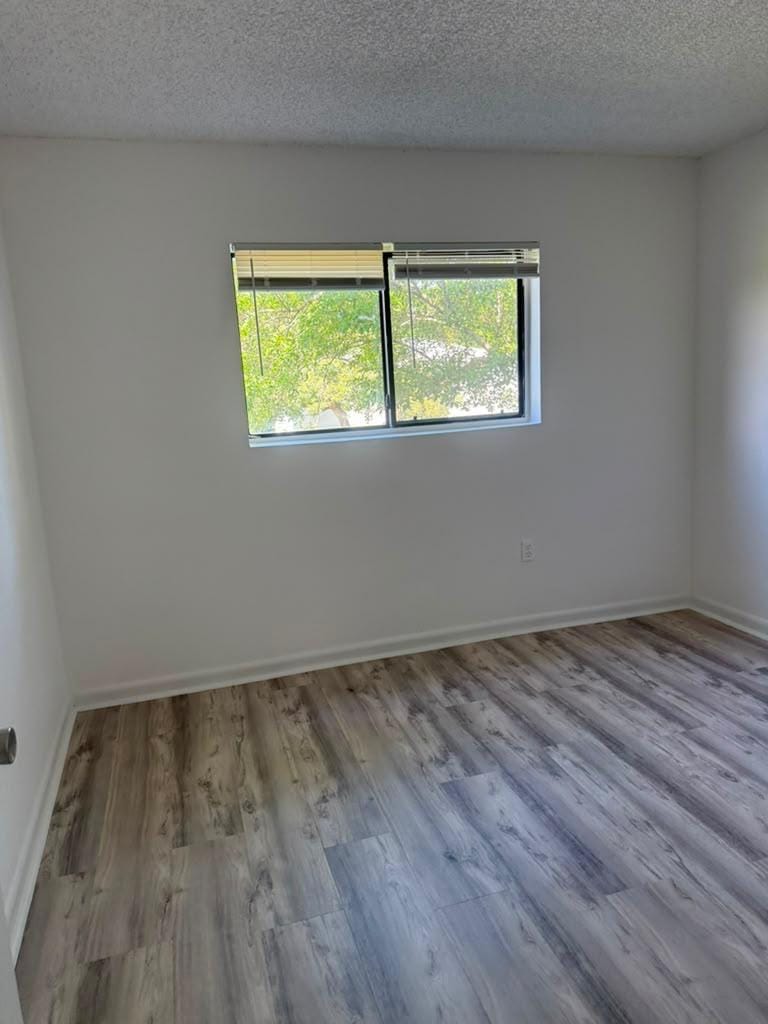 300 PALM Circle W 204, Pembroke Pines, FL 33025
