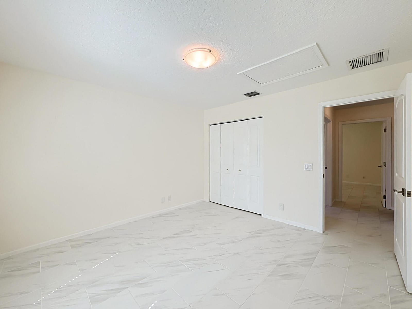 8914 SW Bonneville Drive, Stuart, FL 34997 photo 16