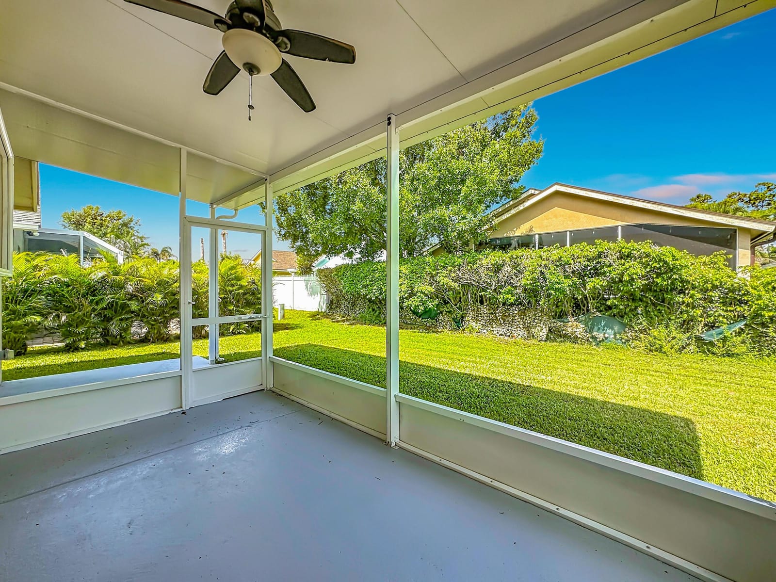 8914 SW Bonneville Drive — photo 3