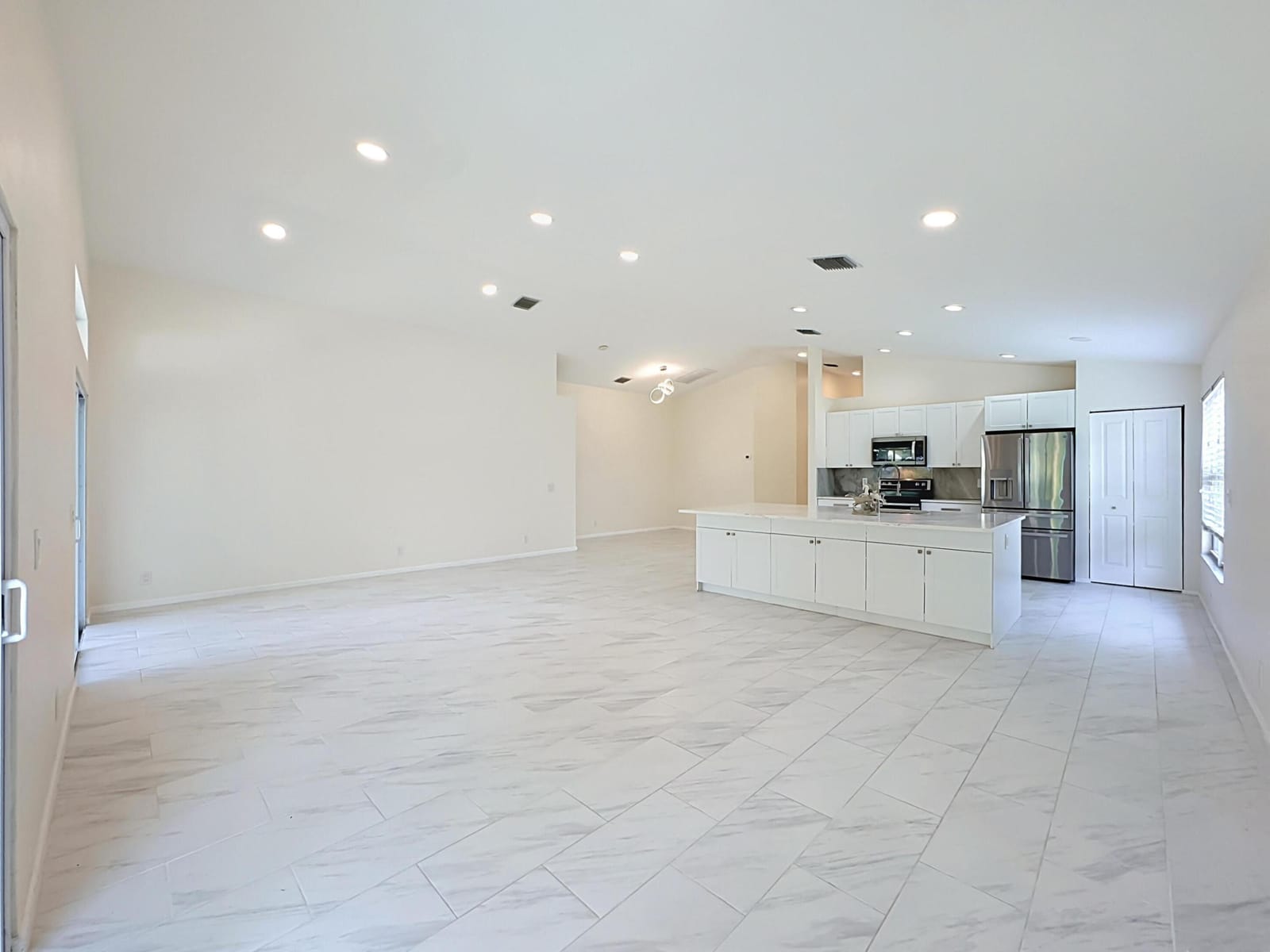 8914 SW Bonneville Drive — photo 6