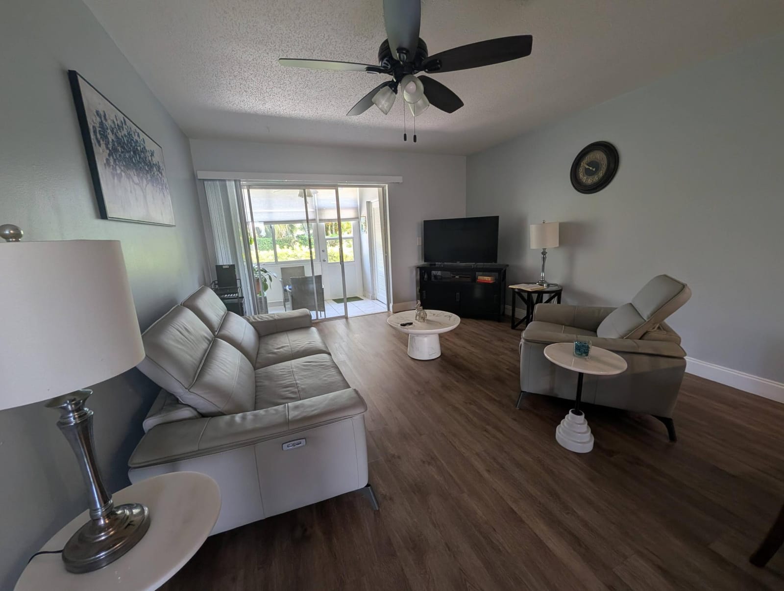 2671 Emory Drive E B — photo 2