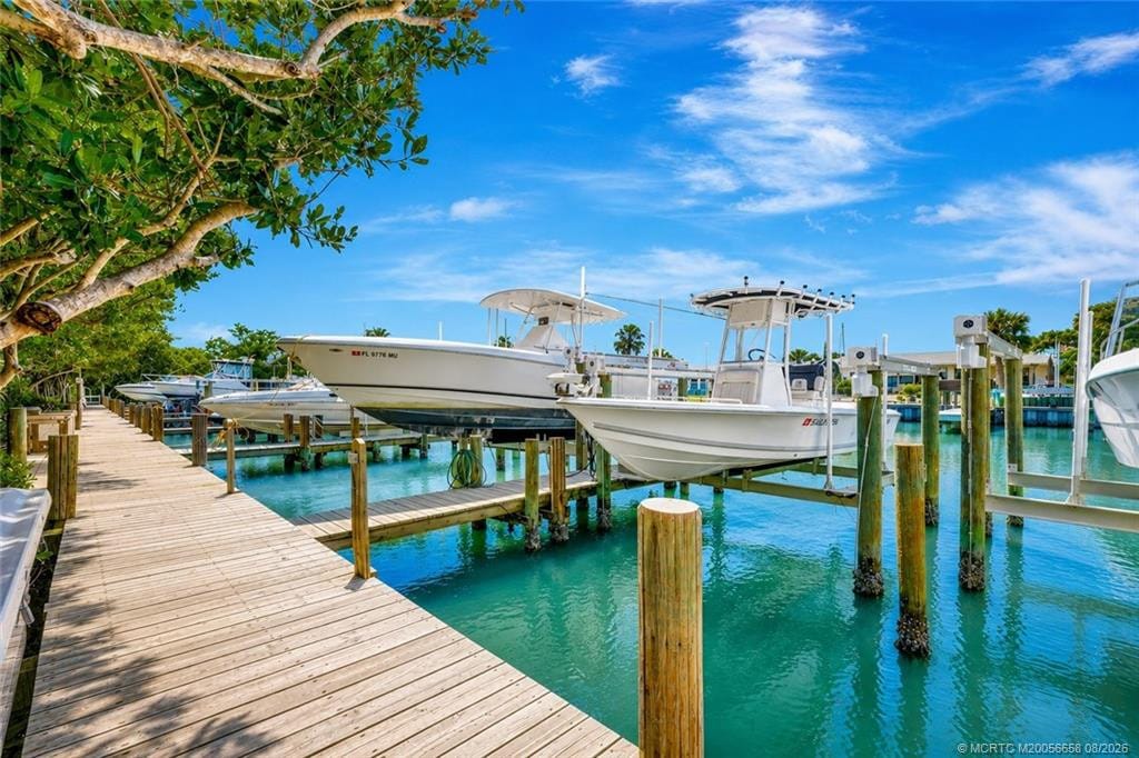209 River Walk, Hutchinson Island, FL 34949 photo 4