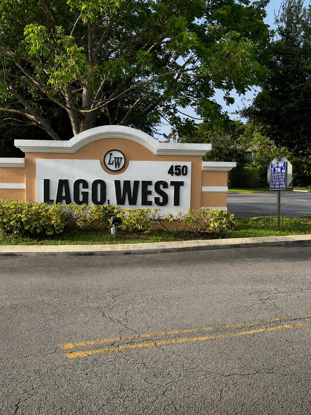 450 Commodore Drive 106, Plantation, FL 33325