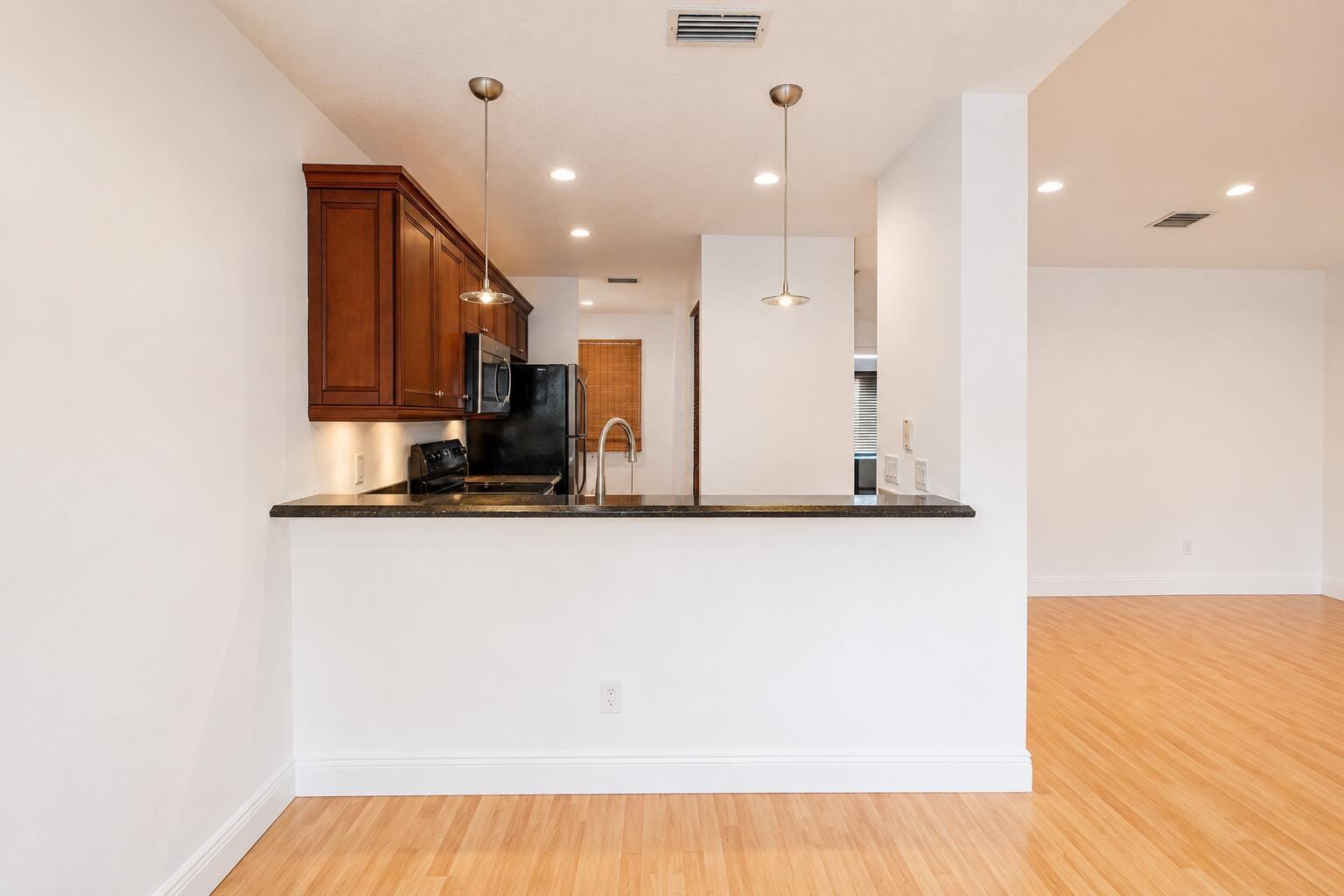 954 Coral Club Drive 954 — photo 11
