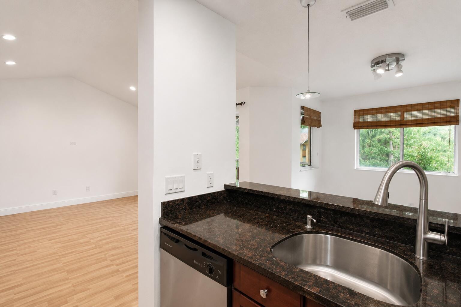 954 Coral Club Drive 954 — photo 7