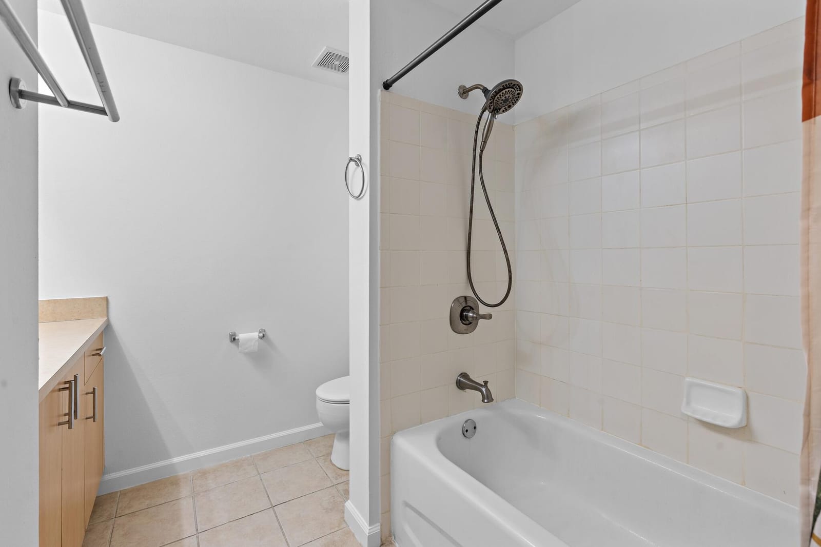 533 NE 3rd Avenue 425, Fort Lauderdale, FL 33301 photo 17